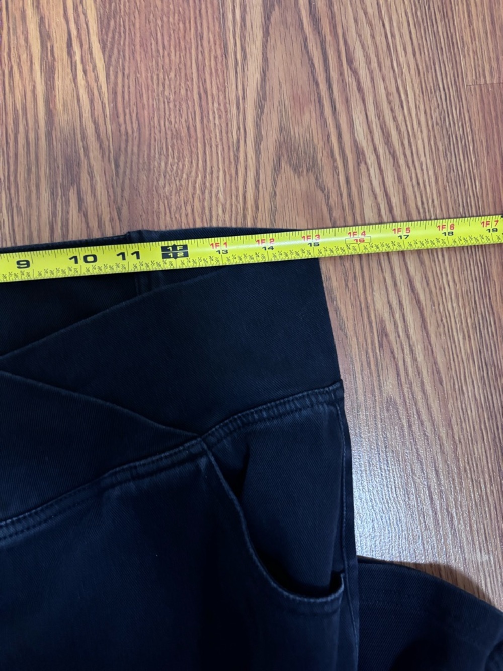 Halara crossover waist flare casual jeans - Picture 4 of 5